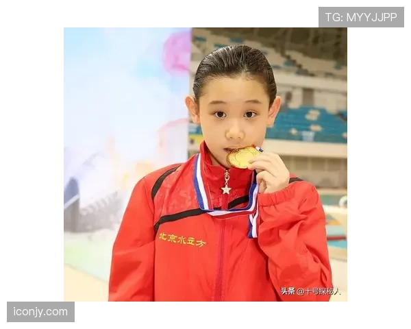 张家齐训练完偷偷吃炸鸡被教练抓包，这届奥运冠军管不住嘴？